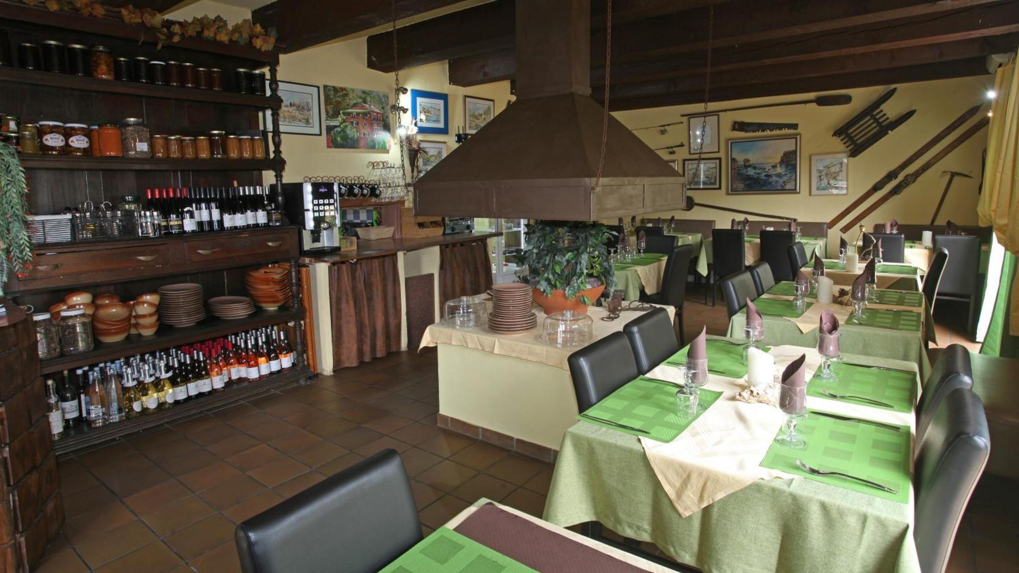 Acropole Asco Hotel Ngoại thất bức ảnh